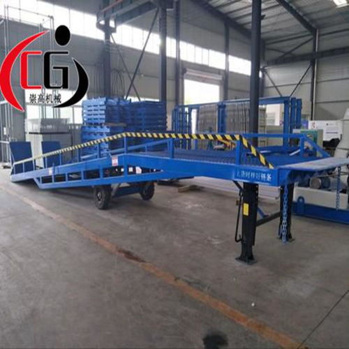 上饒移動登車橋 液壓移動式登車橋全國包郵的優(yōu)越選擇